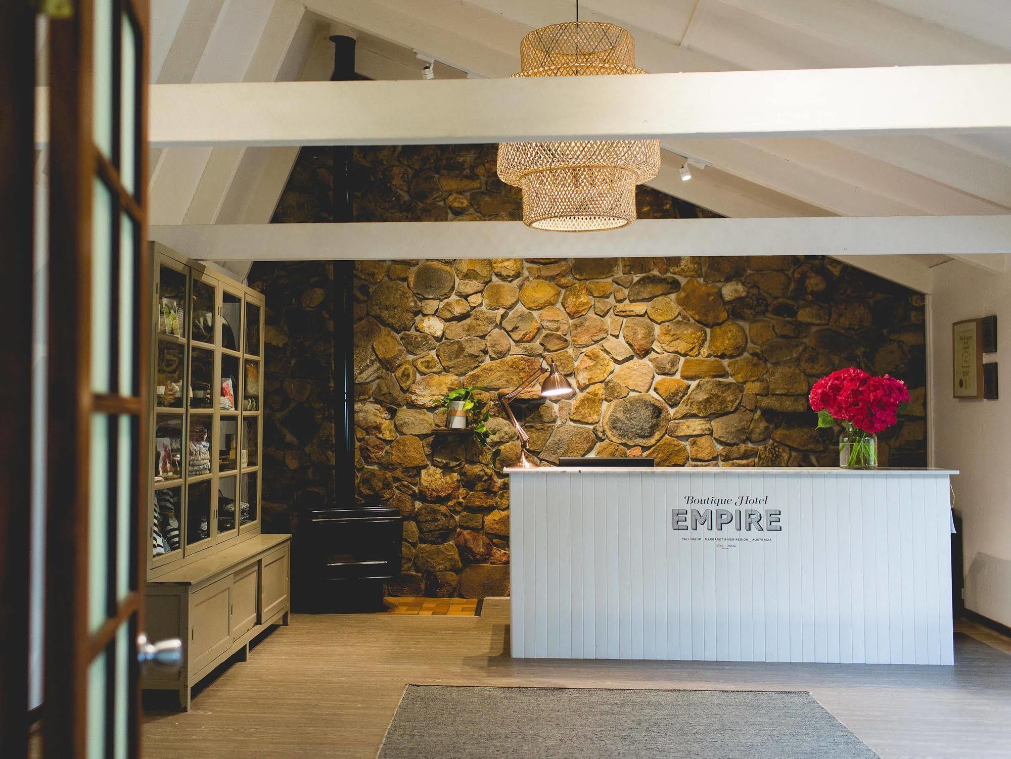 Empire Spa Retreat Dunsborough Extérieur photo